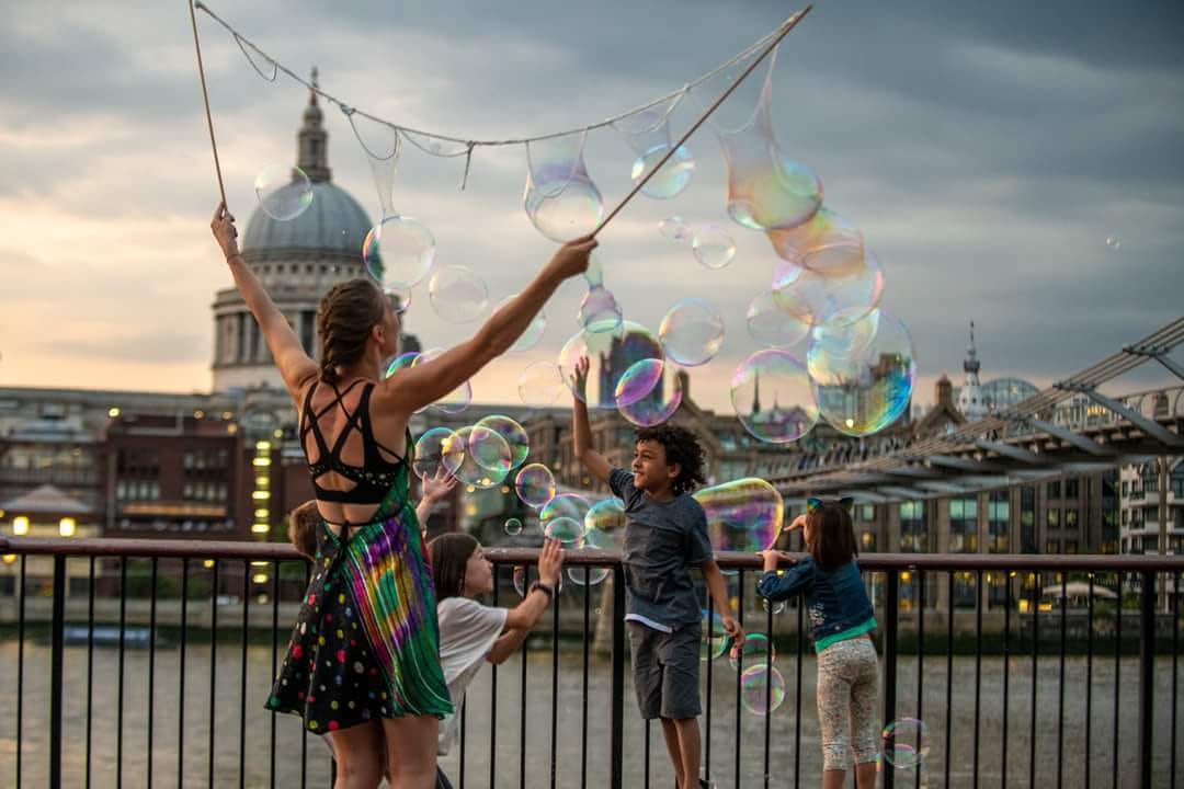 Bubblina_Bubble_Garland
